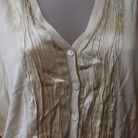 Calvin Klein Cream Pleated Yolk 100% Silk Button Down Tank Top M - Picture 6 of 13